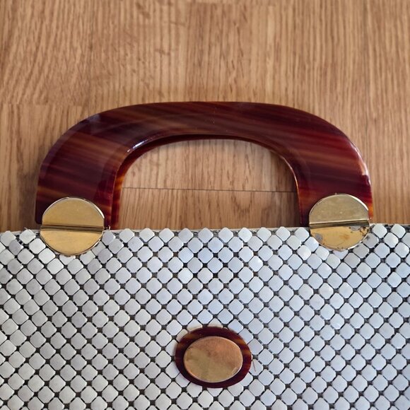 Vintage Whiting & Davis White Mesh Tote with Tortoise Handles - Picture 7 of 12